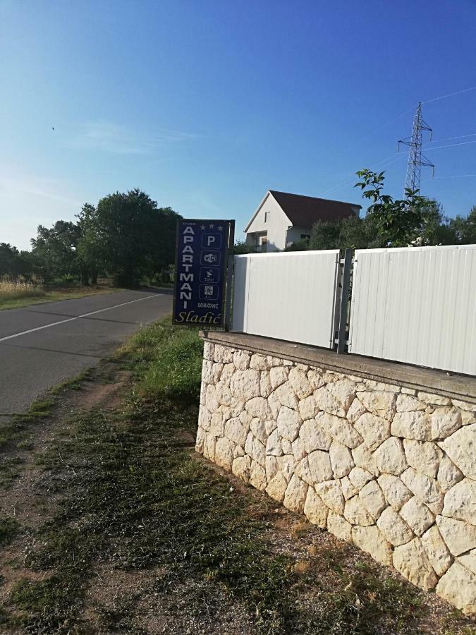 Apartmani Sladic สกราดิน ภายนอก รูปภาพ
